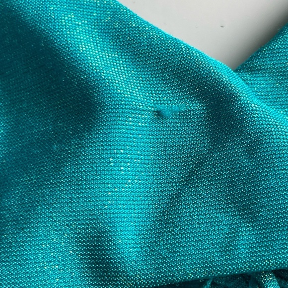 NWT BEACH BUNNY Keoni Crop Top Teal Turquoise w/ Gold Seashell Charms Size Small - Picture 9 of 12